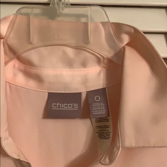 Chico’s Light peach blouse - Picture 3 of 4